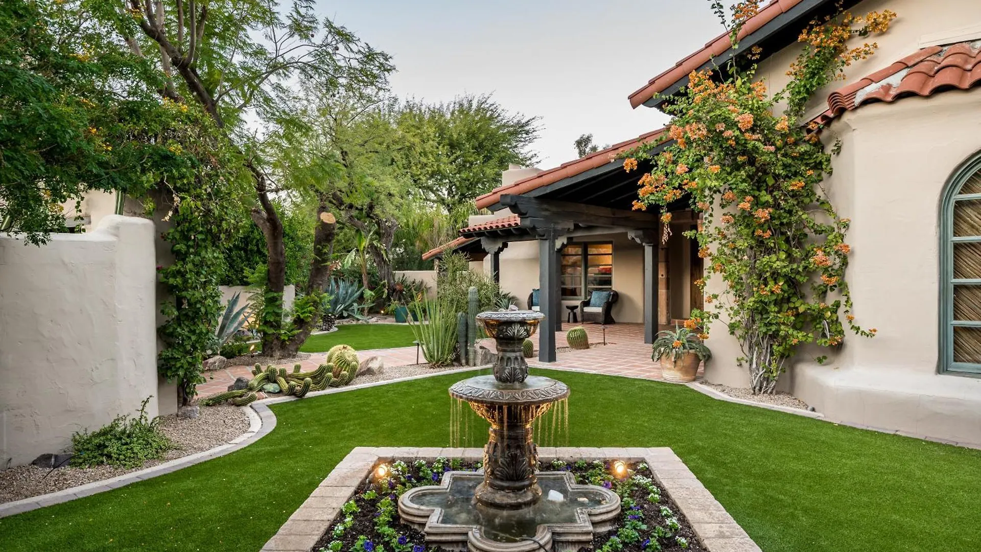 Dom wakacyjny Hacienda Gardens Escape The City-Life With A Private Oasis Scottsdale Stany Zjednoczone Ameryki