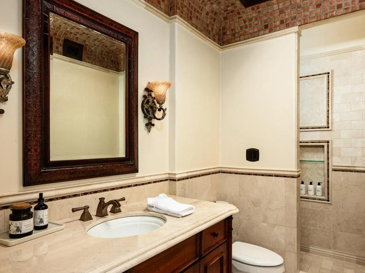 Hacienda Gardens Escape The City-Life With A Private Oasis Scottsdale